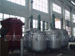 2m3不銹鋼聚合釜；3m3不銹鋼反應(yīng)釜（上海康鵬化學(xué)公司）
